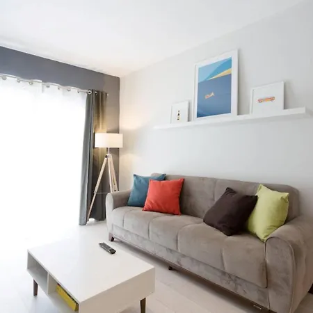 Shared Near Sliema Rum i privatbostad *