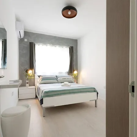 Homestay Shared Near Sliema Saint Julian's
